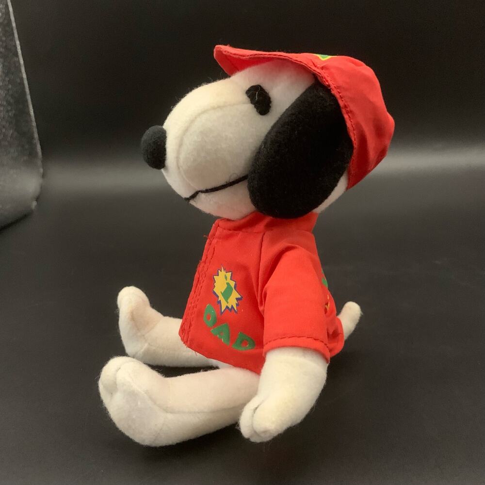 Rare 1968 Snoopy Peanuts Stuffed Plush
Item No 54190 Dad You’re A Sport - Picture 5 of 15
